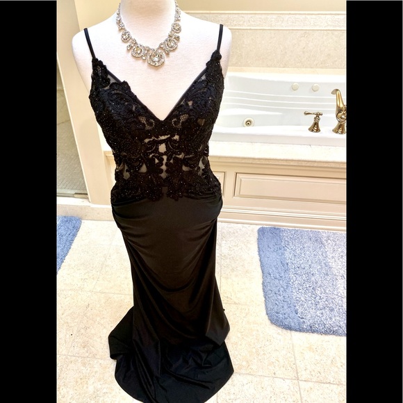 NEW Sexy La Femme Gorgeous Black Lace with Rhinestones Illusion Fitted Gown 12 - Picture 4 of 16
